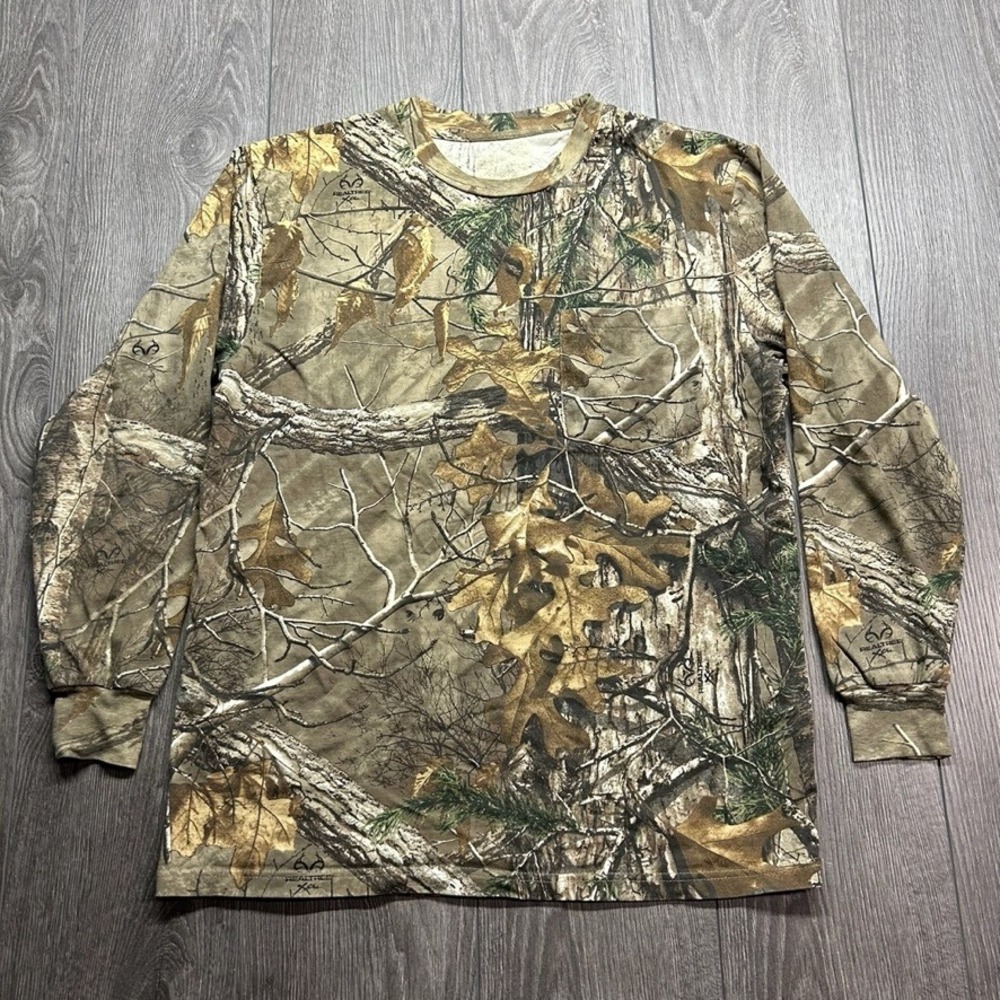 Vintage Realtree Xtra Camo Long Sleeve Pocket T-Shirt Mens Large Y2K Forest Tee